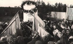 Памятник революционерам Богословска