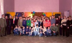 Клуб “Спутник” – чемпион области по хоккею с мячом в ГДК во время награждения 21.02.2007г.
