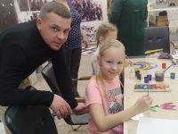 Папа с дочкой