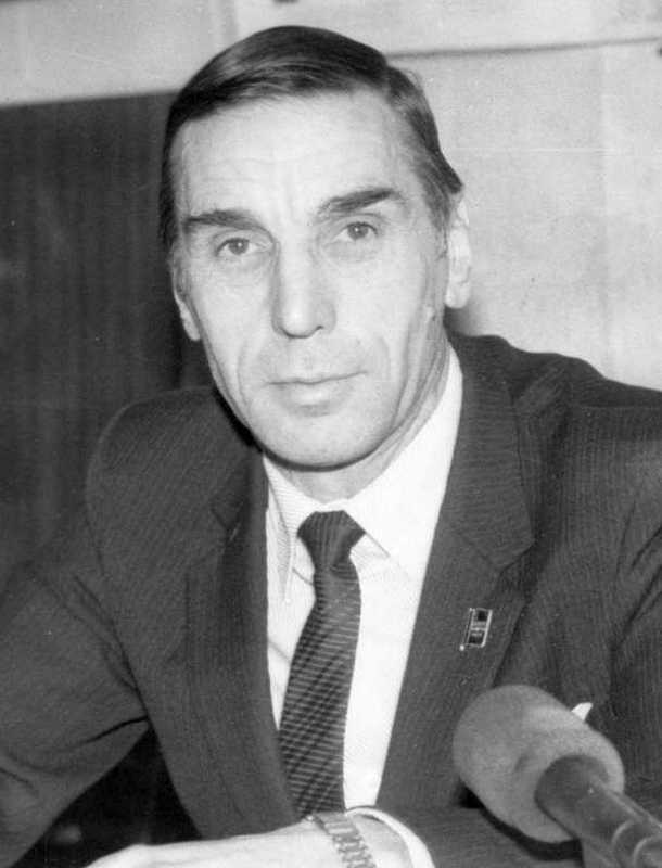 Дворецкий Виктор Павлович