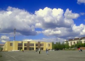 Площадь. Дворец культуры